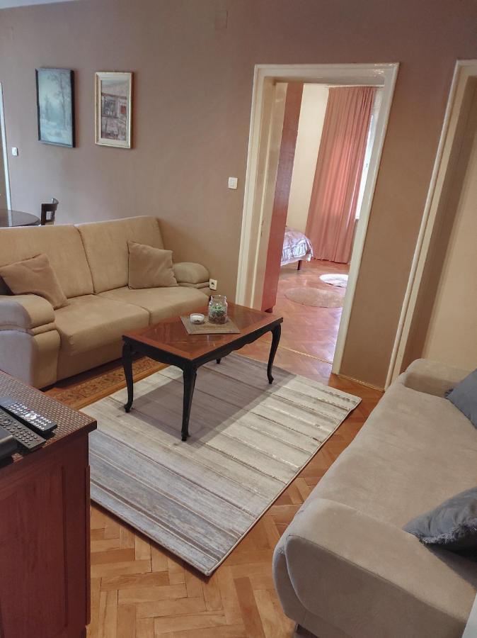 Center 1 Podgorica Lejlighed Eksteriør billede